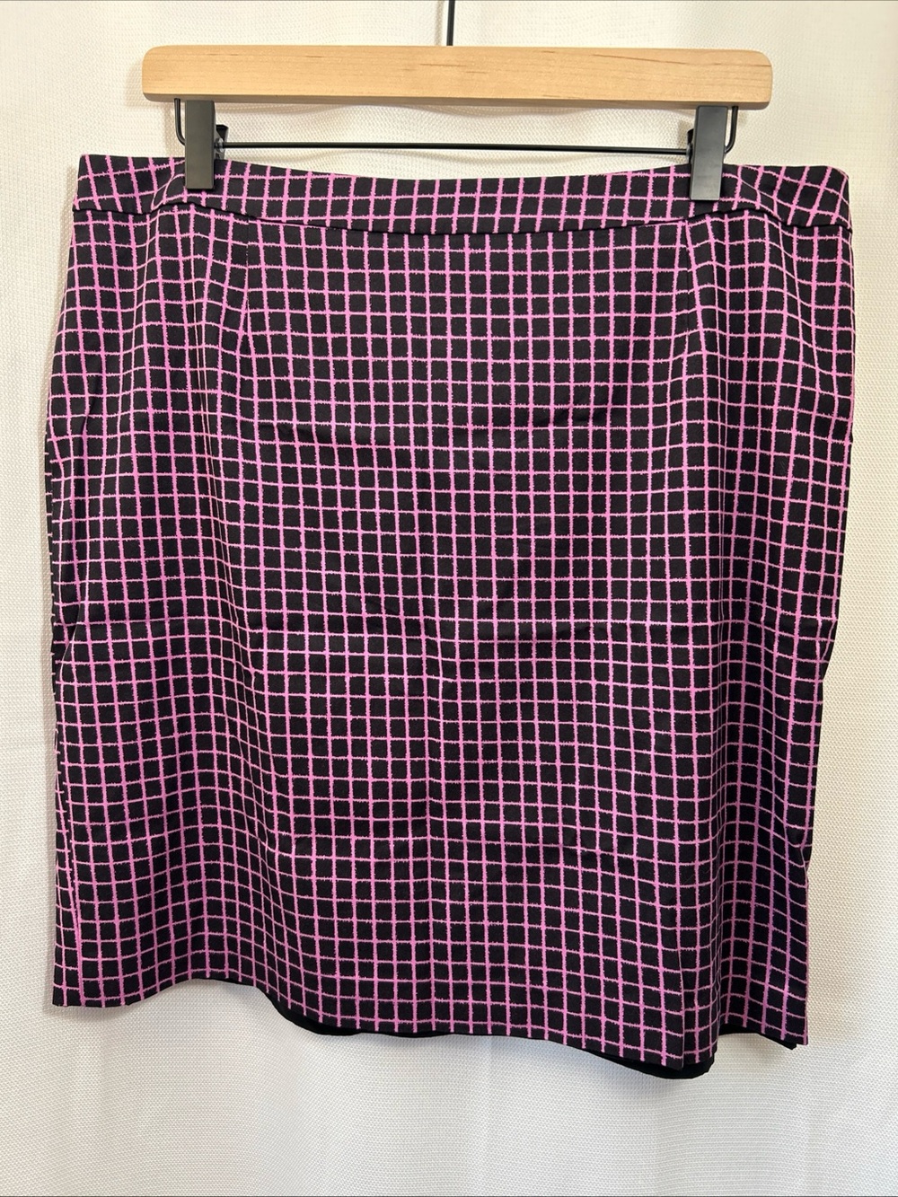 Halogen Black and Pink Grid Checked Pencil Skirt